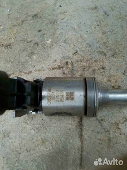 Форсунка топливная Ford Focus 3 1.6 2011-2019