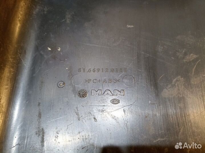 Вещевой ящик левый Man L2000