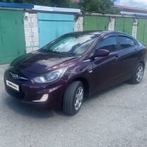 Hyundai Solaris 1.6 MT, 2012, 252 000 км, с пробегом, цена 765 000 руб.