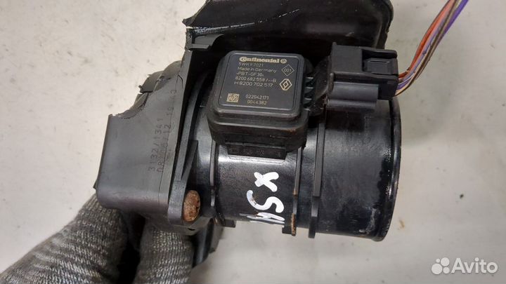 Измеритель потока воздуха Renault Megane 3