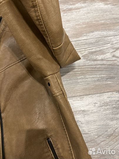 Кожаная куртка мужская l