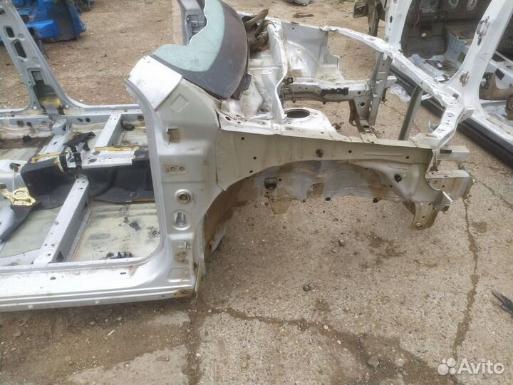 Лонжерон Geely emgrand EC7 Прав