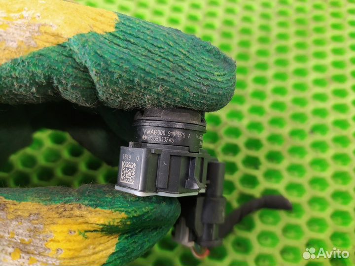 Датчик парковки передний