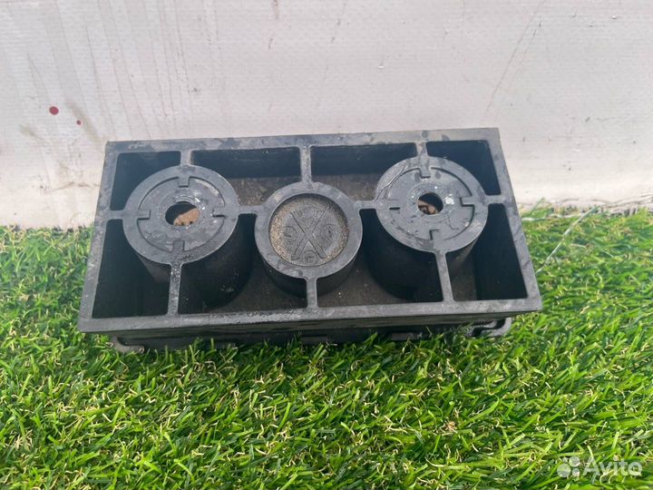 Опора под домкрат (поддомкратная подушка) Tesla