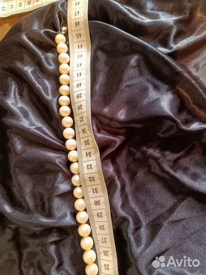 Жемчужные бусы с серебряными сережками