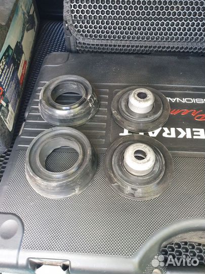 Передние проставки Рено Логан 2