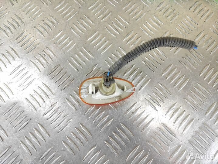 Повторитель в крыло левый Chevrolet Lanos 2004-201