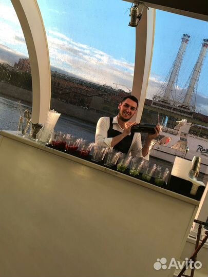 Бармен на мероприятие