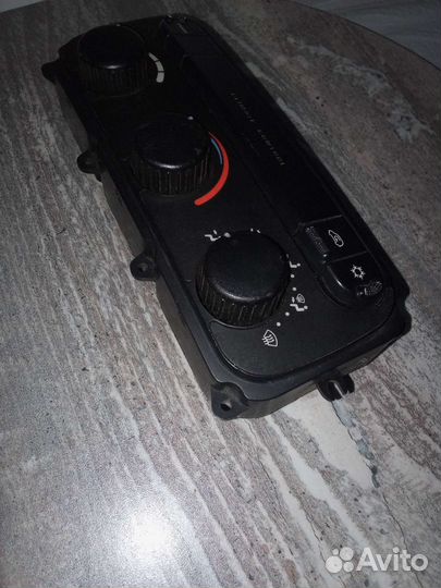 Блок управления печкой Додж Караван