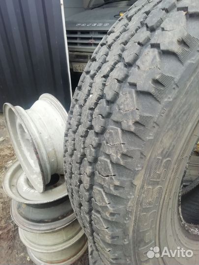 Medved Я-555 235/75 R15 105S