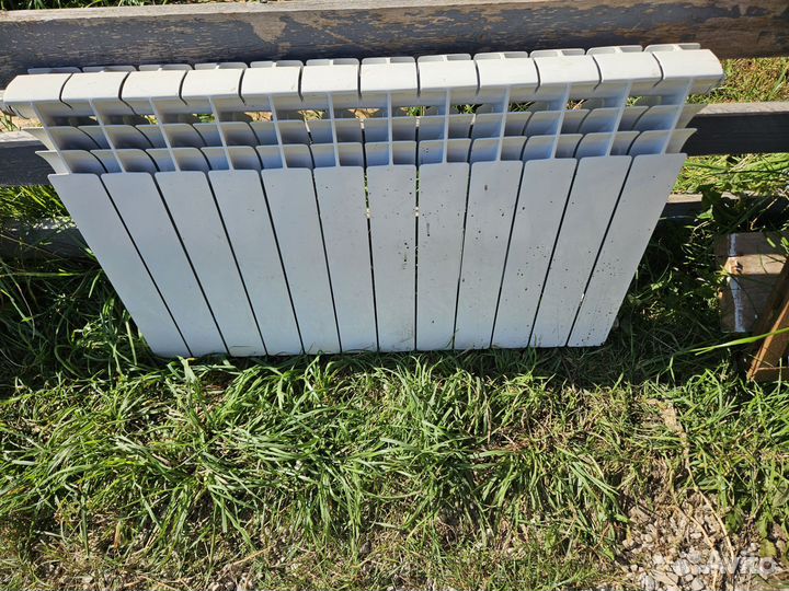 Батарея биметаллическая 12 секций