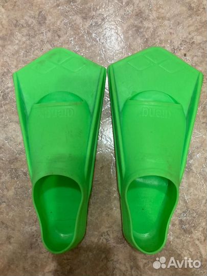 Продам ласты для плавания