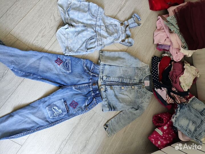 Вещи на девочку4-6 лет