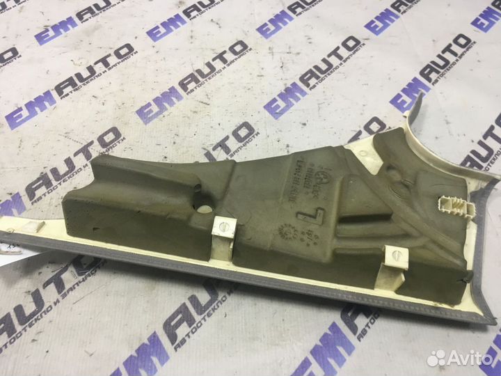 Накладка стойки задней левой бмв 730D F01 седан