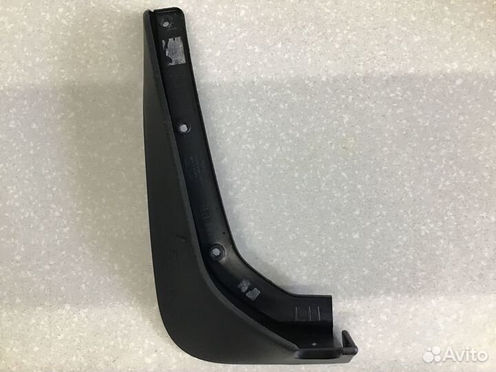 Брызговик задний левый Kia Sorento II 2009-2020
