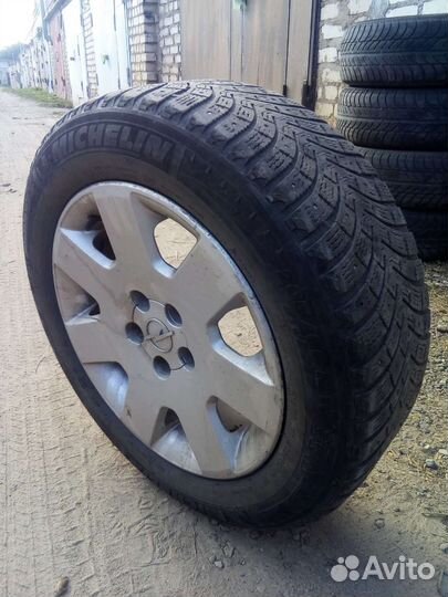 Michelin Alpin 205/60 R16