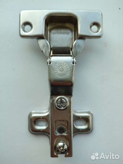 Петли мебельные ferrari, два вида