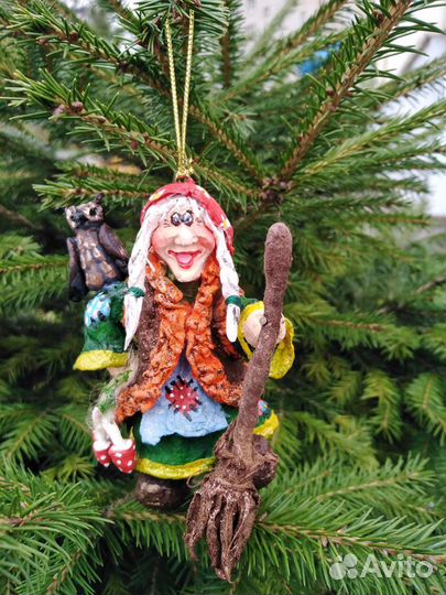 Новогодняя елочная игрушка из ватного папьемаше