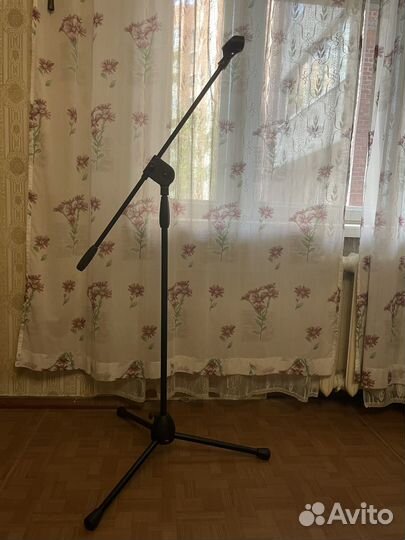 Стойка микрофонная Proel с креплением Shure