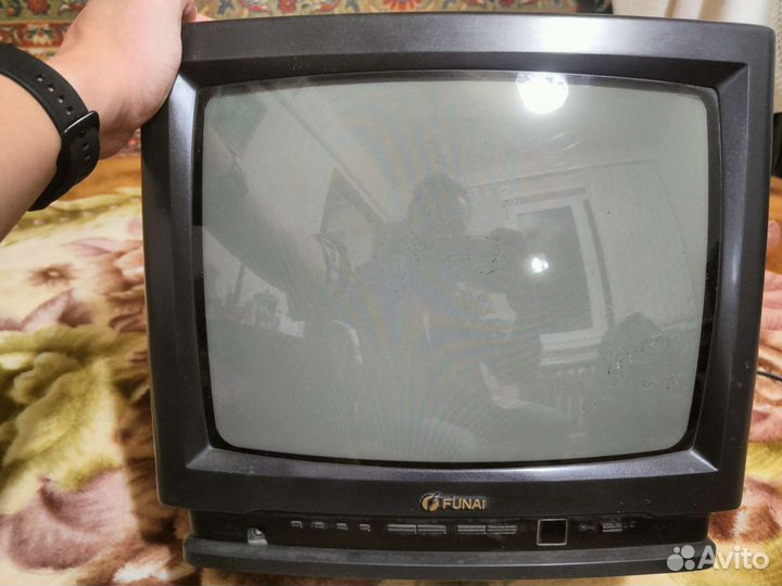 Телевизор 14 дюймов б/у