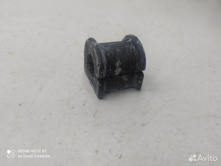 Втулка стабилизатора передняя Toyota Corolla