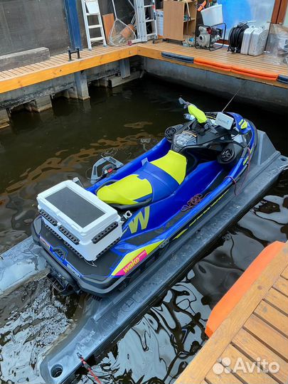 Понтон для гидроцикла (причал)