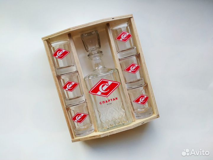 Графин и 6 стопок Спартак