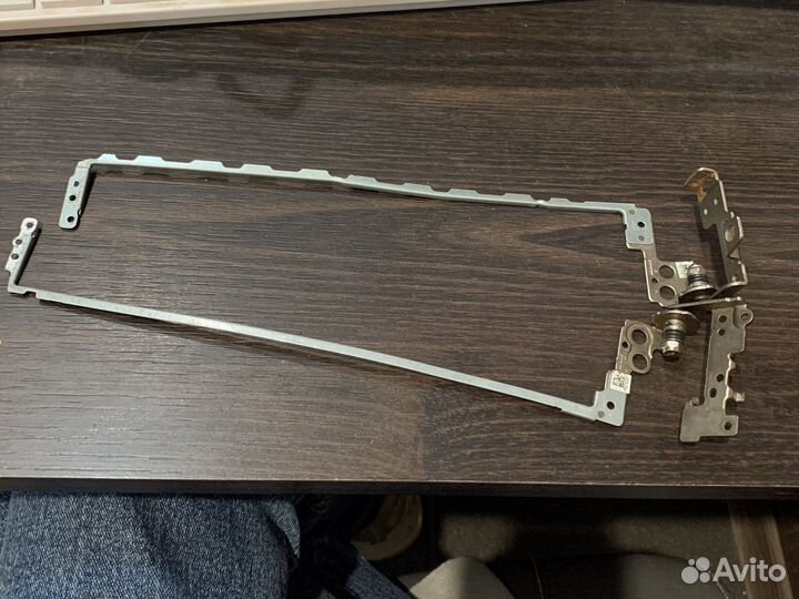 Петли для ноутбука HP 15-bs пара