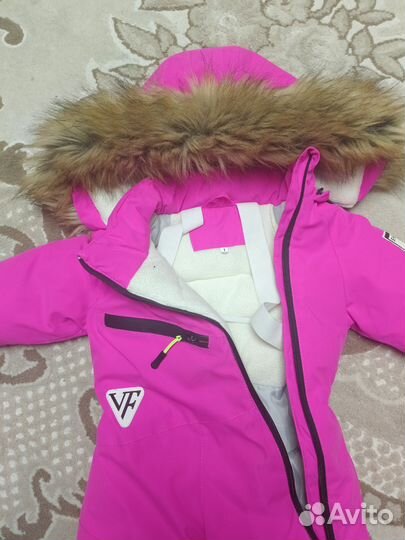 Зимний комбинезон для девочки