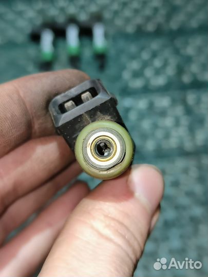 Форсунка топливная Ford Focus I 1.4 fxdc