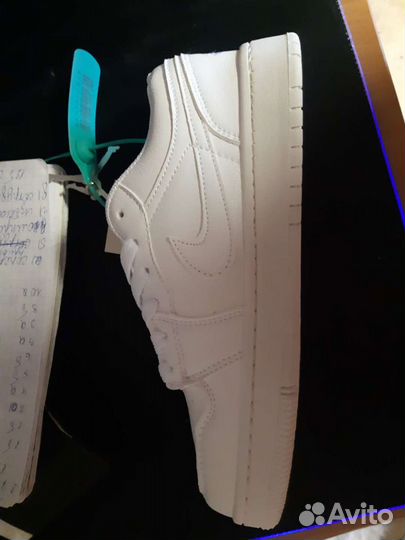 Nike air jordan 1 low