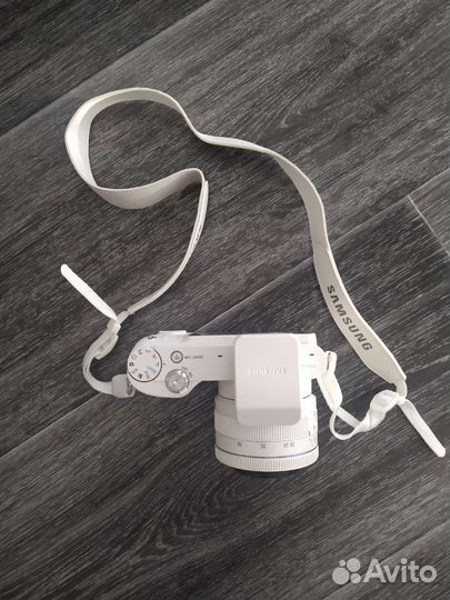 Фотоаппарат Samsung NX1000 Kit