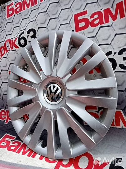 Колпак колеса Volkswagen Golf