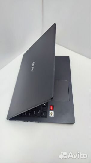 Ноутбук Acer 2021 года. Full HD, 8Gb, SSD