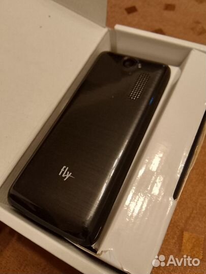 Сотовый телефон Fly DS132