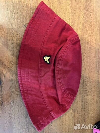 Панама Lyle & Scott красная