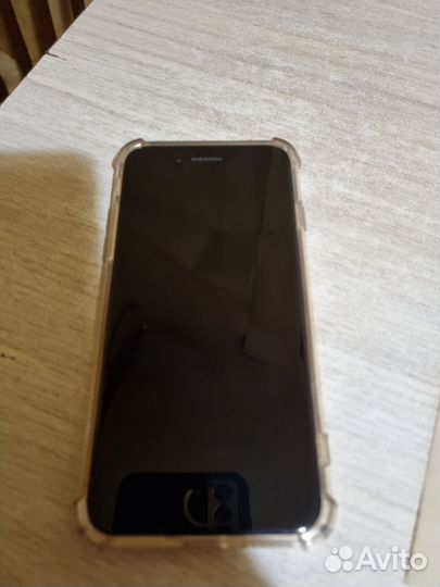 iPhone SE (2020), 64 ГБ
