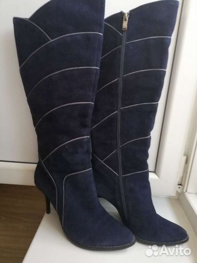 Элегантные зимние женские сапоги на шпильках