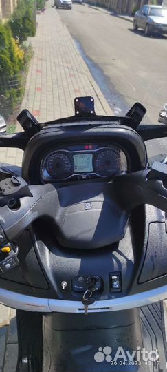 Suzuki burgman skywave 650