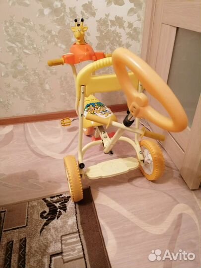 Трёхколёсный велосипед