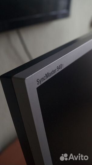 Монитор Samsung