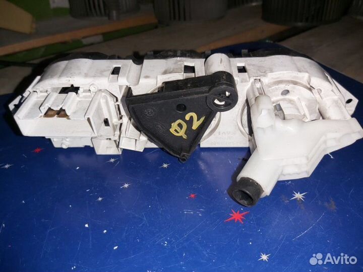 Блок управления климат-контролем Ford Focus 2 CB4