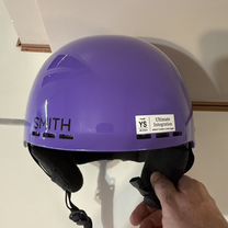 Шлем горнолыжный