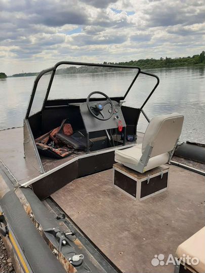 Аэролодка Рысь 550