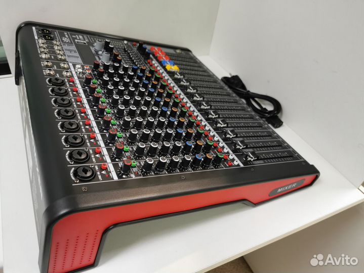 Микшер SVS Audiotechnik AM-12