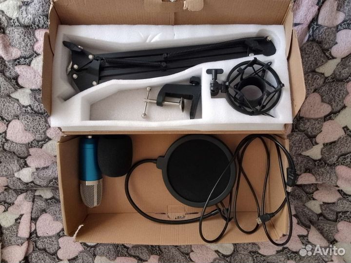 Neewer Condenser Microphone Kit