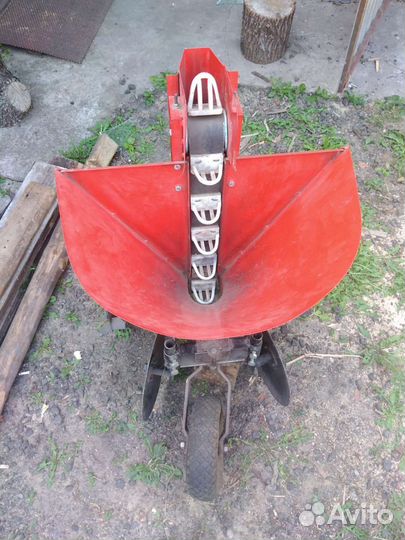 Картофелесажалка и картофелекапалка к мотоблоку