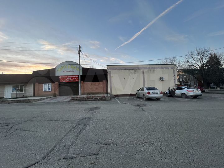 Торговая площадь, 320 м²