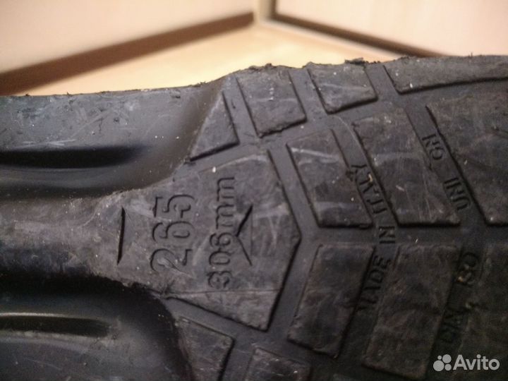 Горнолыжные ботинки