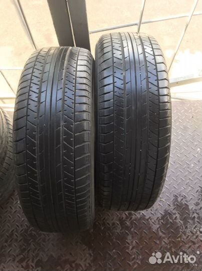 Yokohama A.Drive AA01 215/60 R17 96H